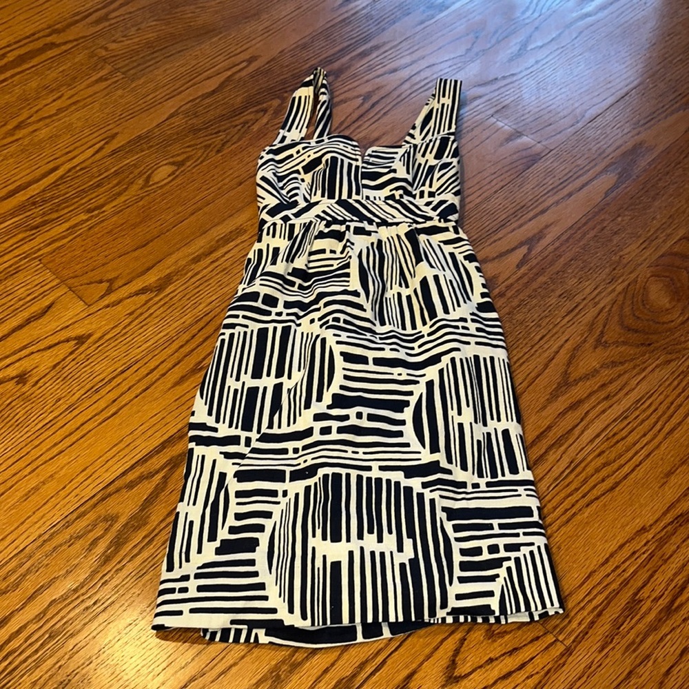 Trina Turk Woman’s Navy Printed Dress Size 0